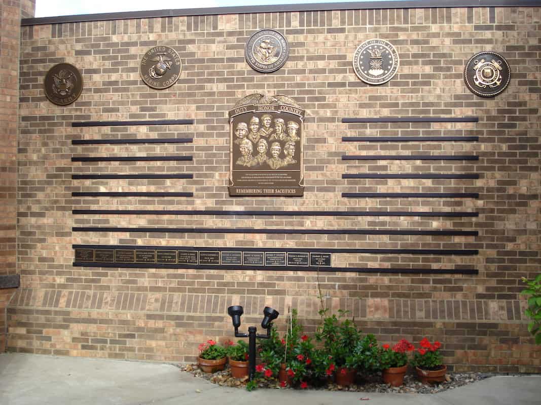 veterans-wall-of-honor veterans-wall-of-honor